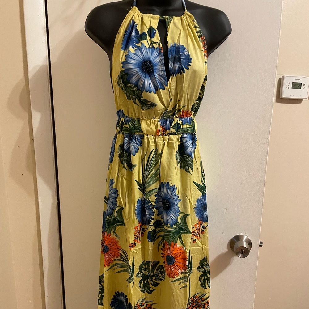 💛🌺Lime yellow floral maxi halter dress